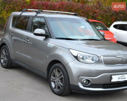 Киа Soul 2016 в Луцке на Automoto.ua Серый Киа Soul, объемом двигателя 0 л и пробегом 125 тыс. км за 5999 $, фото 3 на Automoto.ua