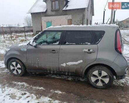 Серый Киа Soul, объемом двигателя 0 л и пробегом 99 тыс. км за 6700 $, фото 1 на Automoto.ua