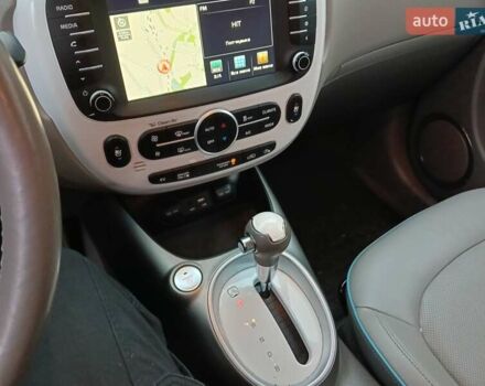 Серый Киа Soul, объемом двигателя 0 л и пробегом 143 тыс. км за 7200 $, фото 12 на Automoto.ua