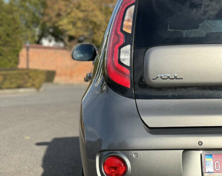 Киа Soul 2016 в Владимир-Волынский на Automoto.ua Серый Киа Soul, объемом двигателя 0 л и пробегом 143 тыс. км за 10250 $, фото 21 на Automoto.ua