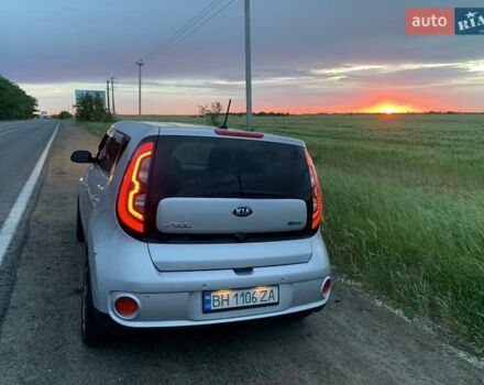 Серый Киа Soul, объемом двигателя 0 л и пробегом 95 тыс. км за 9400 $, фото 7 на Automoto.ua
