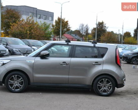 Киа Soul 2016 в Луцке на Automoto.ua Серый Киа Soul, объемом двигателя 0 л и пробегом 125 тыс. км за 5999 $, фото 11 на Automoto.ua