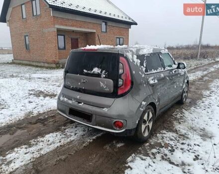 Серый Киа Soul, объемом двигателя 0 л и пробегом 99 тыс. км за 6700 $, фото 3 на Automoto.ua