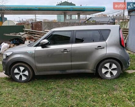 Серый Киа Soul, объемом двигателя 0 л и пробегом 143 тыс. км за 7200 $, фото 3 на Automoto.ua