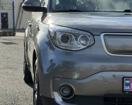 Киа Soul 2016 в Владимир-Волынский на Automoto.ua Серый Киа Soul, объемом двигателя 0 л и пробегом 143 тыс. км за 10250 $, фото 15 на Automoto.ua