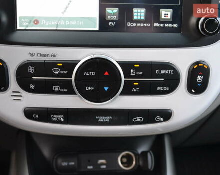 Киа Soul 2016 в Луцке на Automoto.ua Серый Киа Soul, объемом двигателя 0 л и пробегом 100 тыс. км за 11500 $, фото 25 на Automoto.ua