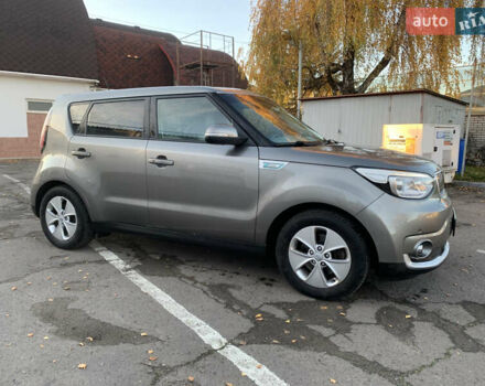 Сірий Кіа Soul, об'ємом двигуна 0 л та пробігом 142 тис. км за 7250 $, фото 25 на Automoto.ua