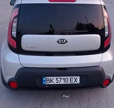 Сірий Кіа Soul, об'ємом двигуна 1.59 л та пробігом 130 тис. км за 8200 $, фото 6 на Automoto.ua
