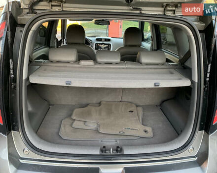 Сірий Кіа Soul, об'ємом двигуна 0 л та пробігом 142 тис. км за 7250 $, фото 9 на Automoto.ua