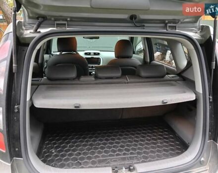 Серый Киа Soul, объемом двигателя 0 л и пробегом 143 тыс. км за 7200 $, фото 2 на Automoto.ua