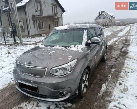 Серый Киа Soul, объемом двигателя 0 л и пробегом 99 тыс. км за 6700 $, фото 18 на Automoto.ua