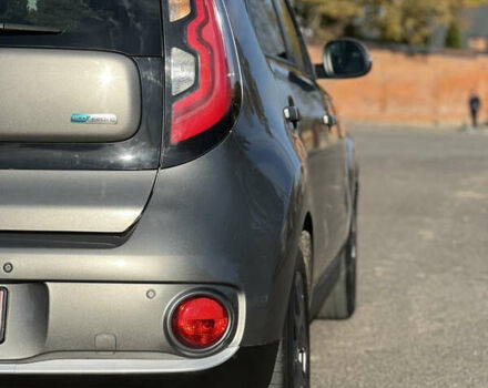 Киа Soul 2016 в Владимир-Волынский на Automoto.ua Серый Киа Soul, объемом двигателя 0 л и пробегом 143 тыс. км за 10250 $, фото 20 на Automoto.ua