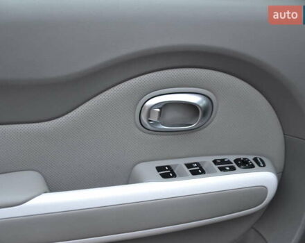 Киа Soul 2016 в Луцке на Automoto.ua Серый Киа Soul, объемом двигателя 0 л и пробегом 125 тыс. км за 5999 $, фото 14 на Automoto.ua