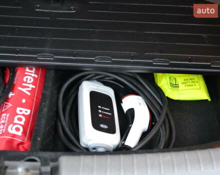 Киа Soul 2016 в Луцке на Automoto.ua Серый Киа Soul, объемом двигателя 0 л и пробегом 125 тыс. км за 5999 $, фото 18 на Automoto.ua