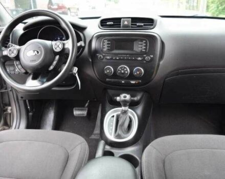 Сірий Кіа Soul, об'ємом двигуна 1.6 л та пробігом 99 тис. км за 5000 $, фото 8 на Automoto.ua