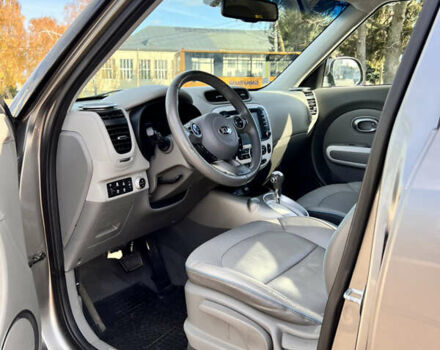 Киа Soul 2016 в Владимир-Волынский на Automoto.ua Серый Киа Soul, объемом двигателя 0 л и пробегом 143 тыс. км за 10250 $, фото 26 на Automoto.ua