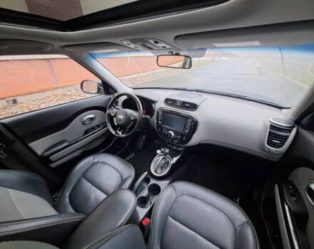 Серый Киа Soul, объемом двигателя 2 л и пробегом 76 тыс. км за 6300 $, фото 6 на Automoto.ua