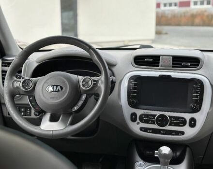 Киа Soul 2016 в Луцке на Automoto.ua Серый Киа Soul, объемом двигателя 0 л и пробегом 110 тыс. км за 9600 $, фото 18 на Automoto.ua