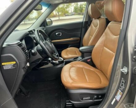 Сірий Кіа Soul, об'ємом двигуна 2 л та пробігом 71 тис. км за 5600 $, фото 9 на Automoto.ua