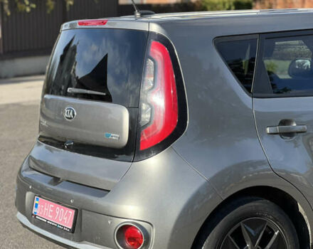 Киа Soul 2016 в Владимир-Волынский на Automoto.ua Серый Киа Soul, объемом двигателя 0 л и пробегом 143 тыс. км за 10250 $, фото 18 на Automoto.ua