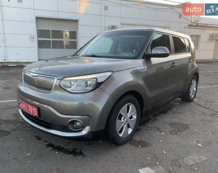 Сірий Кіа Soul, об'ємом двигуна 0 л та пробігом 142 тис. км за 7250 $, фото 2 на Automoto.ua