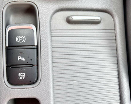 Киа Soul 2016 в Владимир-Волынский на Automoto.ua Серый Киа Soul, объемом двигателя 0 л и пробегом 143 тыс. км за 10250 $, фото 34 на Automoto.ua