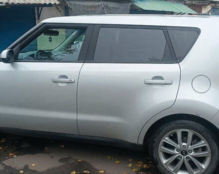 Серый Киа Soul, объемом двигателя 2 л и пробегом 75 тыс. км за 12600 $, фото 1 на Automoto.ua