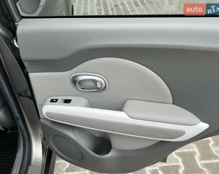 Сірий Кіа Soul, об'ємом двигуна 0 л та пробігом 107 тис. км за 6750 $, фото 15 на Automoto.ua