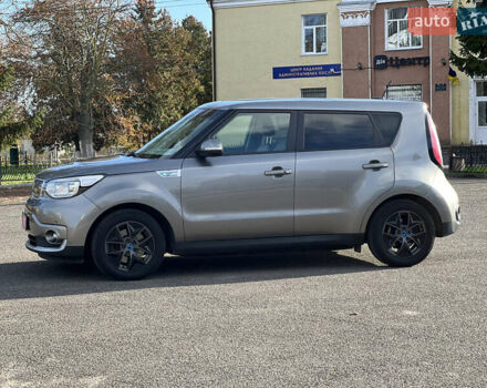 Киа Soul 2016 в Владимир-Волынский на Automoto.ua Серый Киа Soul, объемом двигателя 0 л и пробегом 143 тыс. км за 10250 $, фото 11 на Automoto.ua