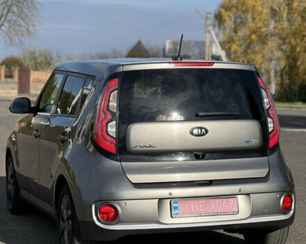 Киа Soul 2016 в Владимир-Волынский на Automoto.ua Серый Киа Soul, объемом двигателя 0 л и пробегом 143 тыс. км за 10250 $, фото 7 на Automoto.ua