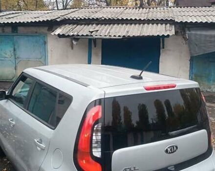 Киа Soul 2016 в Першотравенске на Automoto.ua Серый Киа Soul, объемом двигателя 2 л и пробегом 75 тыс. км за 13500 $, фото 8 на Automoto.ua