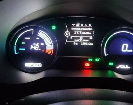 Сірий Кіа Soul, об'ємом двигуна 0 л та пробігом 130 тис. км за 7690 $, фото 11 на Automoto.ua