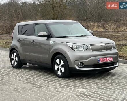 Сірий Кіа Soul, об'ємом двигуна 0 л та пробігом 107 тис. км за 6750 $, фото 14 на Automoto.ua