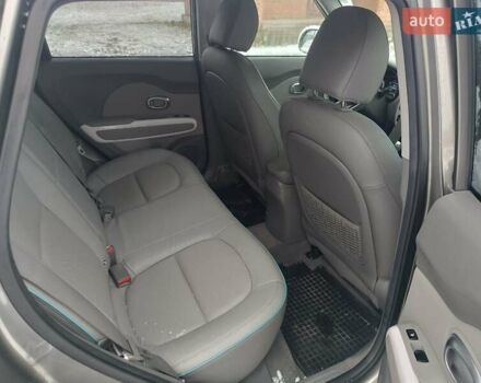 Серый Киа Soul, объемом двигателя 0 л и пробегом 99 тыс. км за 6700 $, фото 7 на Automoto.ua