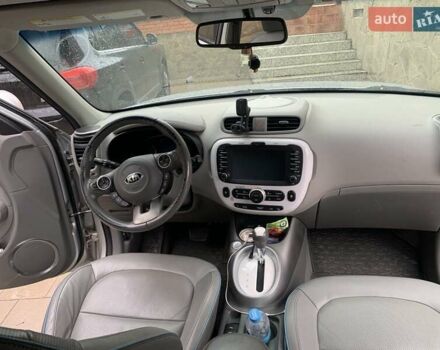 Серый Киа Soul, объемом двигателя 0 л и пробегом 95 тыс. км за 9400 $, фото 6 на Automoto.ua