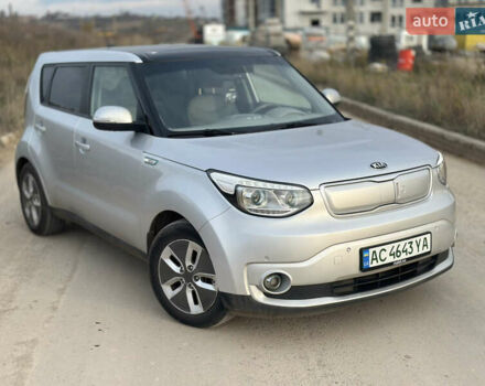 Сірий Кіа Soul, об'ємом двигуна 0 л та пробігом 161 тис. км за 10200 $, фото 4 на Automoto.ua