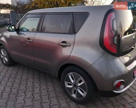 Сірий Кіа Soul, об'ємом двигуна 0 л та пробігом 105 тис. км за 11200 $, фото 3 на Automoto.ua