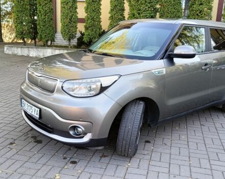 Серый Киа Soul, объемом двигателя 0 л и пробегом 97 тыс. км за 12500 $, фото 1 на Automoto.ua