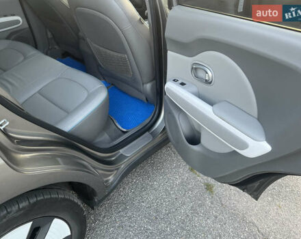 Серый Киа Soul, объемом двигателя 0 л и пробегом 97 тыс. км за 11850 $, фото 30 на Automoto.ua