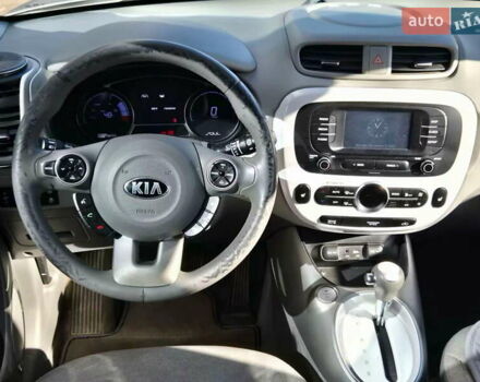 Серый Киа Soul, объемом двигателя 0 л и пробегом 116 тыс. км за 8900 $, фото 21 на Automoto.ua