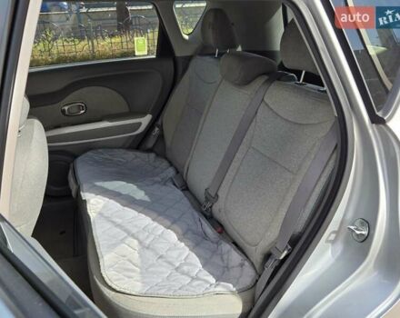 Сірий Кіа Soul, об'ємом двигуна 0 л та пробігом 116 тис. км за 9700 $, фото 13 на Automoto.ua