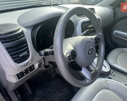 Киа Soul 2017 в Львове на Automoto.ua Серый Киа Soul, объемом двигателя 0 л и пробегом 140 тыс. км за 9800 $, фото 10 на Automoto.ua