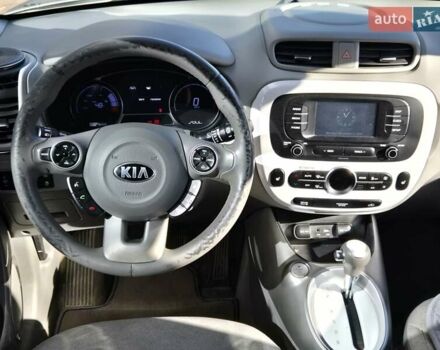 Сірий Кіа Soul, об'ємом двигуна 0 л та пробігом 116 тис. км за 9700 $, фото 19 на Automoto.ua