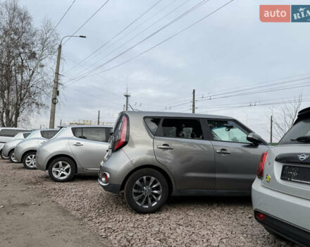 Сірий Кіа Soul, об'ємом двигуна 0 л та пробігом 141 тис. км за 10444 $, фото 42 на Automoto.ua