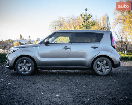 Сірий Кіа Soul, об'ємом двигуна 0 л та пробігом 46 тис. км за 11750 $, фото 11 на Automoto.ua