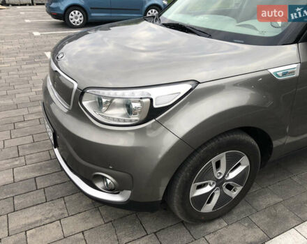 Сірий Кіа Soul, об'ємом двигуна 0 л та пробігом 130 тис. км за 10500 $, фото 14 на Automoto.ua