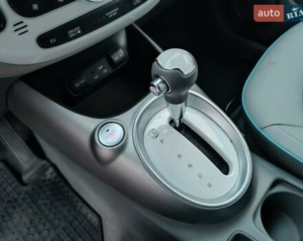 Серый Киа Soul, объемом двигателя 0 л и пробегом 130 тыс. км за 6150 $, фото 13 на Automoto.ua