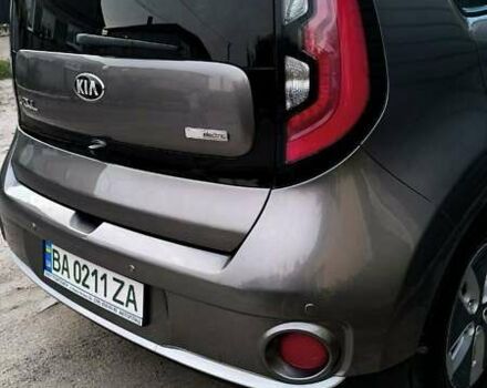 Серый Киа Soul, объемом двигателя 0 л и пробегом 82 тыс. км за 11500 $, фото 24 на Automoto.ua