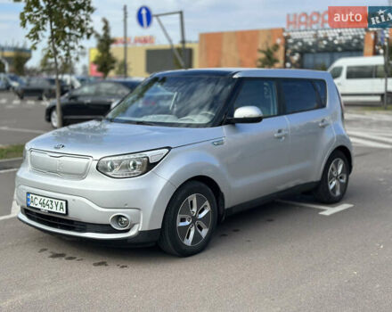 Сірий Кіа Soul, об'ємом двигуна 0 л та пробігом 161 тис. км за 10350 $, фото 8 на Automoto.ua