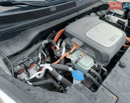 Серый Киа Soul, объемом двигателя 0 л и пробегом 130 тыс. км за 6150 $, фото 42 на Automoto.ua